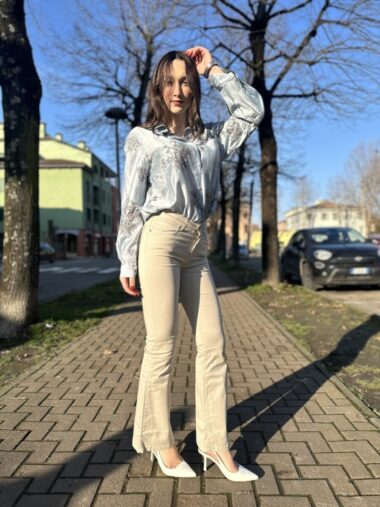 Jeans a zampa beige