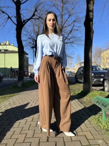 Pantalone con pieghe cacao -Susymix
