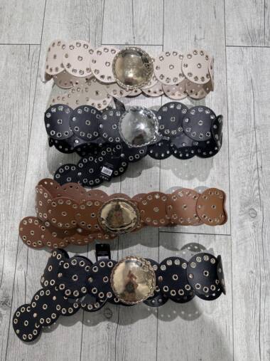 Cintura  a cerchi e occhielli Boho chic