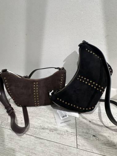 Borsa lunetta con borchie