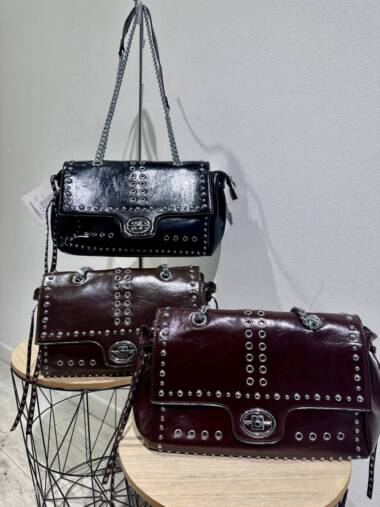 Borsa con borchie Hot