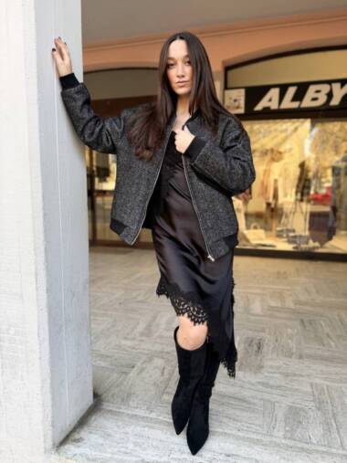 Bomber spinato con dietro ecopelle