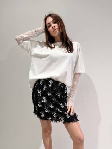 Gonnellina pelo e paillettes