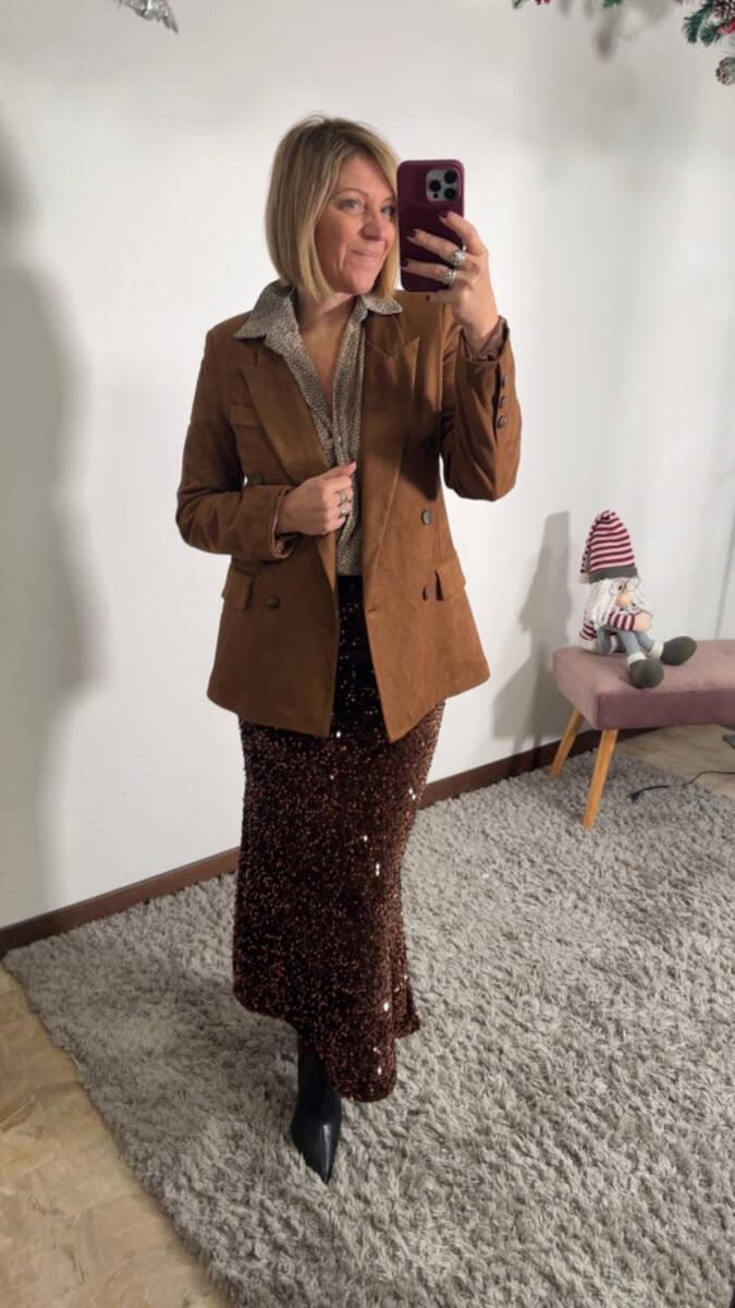 {“eId”:”1226192484733945″,”CameraPosition”:1}