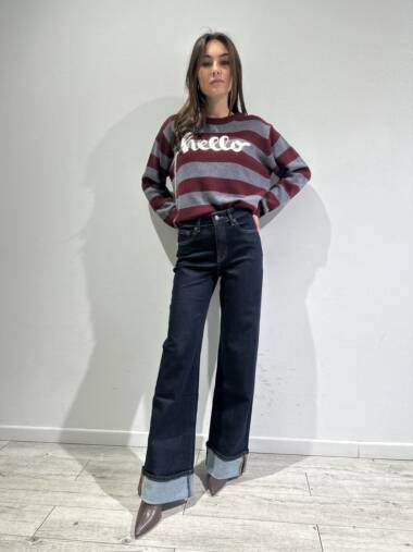 Jeans a palazzo con risvolto
