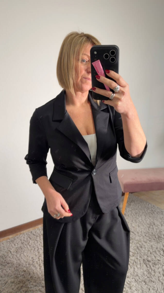 {“eId”:”1226192484733945″,”CameraPosition”:1}