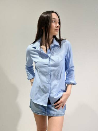 Camicia classica sfiancata in pikè Azzurro