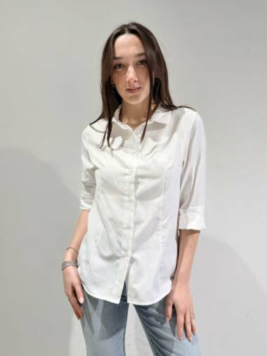 Camicia classica sfiancata in pikè Bianco