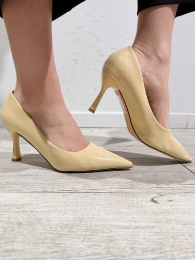 Decolletè in vernice col Giallo